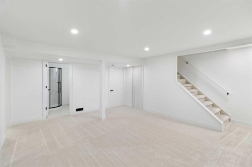472 Cedarille Crescent Sw, Calgary, AB - Indoor