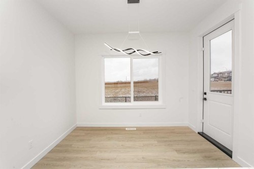 192 Lakewood Crescent, Strathmore, AB - Indoor Photo Showing Other Room
