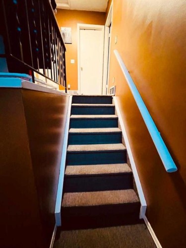 5625 Templehill Road Ne, Calgary, AB - Indoor Photo Showing Other Room