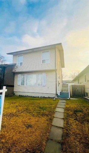 5625 Templehill Road Ne, Calgary, AB - Outdoor