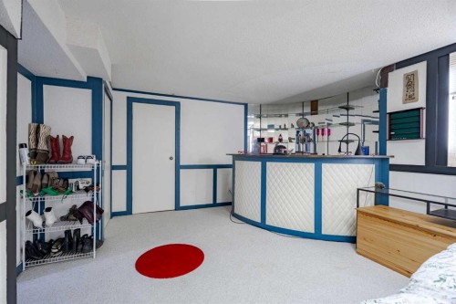 2427 Deer Side Drive, Calgary, AB -  Photo Showing Other Room