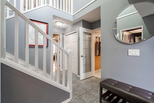 2427 Deer Side Drive, Calgary, AB - Indoor Photo Showing Other Room