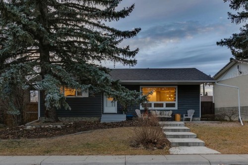 1324 Lake Sylvan Drive Se, Calgary, AB - Outdoor