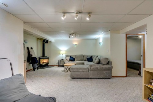 1324 Lake Sylvan Drive Se, Calgary, AB - Indoor