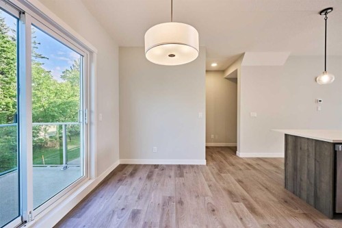 444 Shawnee Square Sw, Calgary, AB - Indoor Photo Showing Other Room