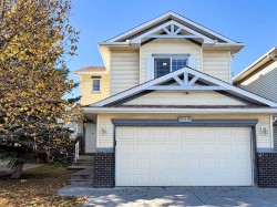 21 Panamount Hill NW Calgary, AB T3K 5R8