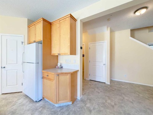 21 Panamount Hill Nw, Calgary, AB - Indoor Photo Showing Other Room