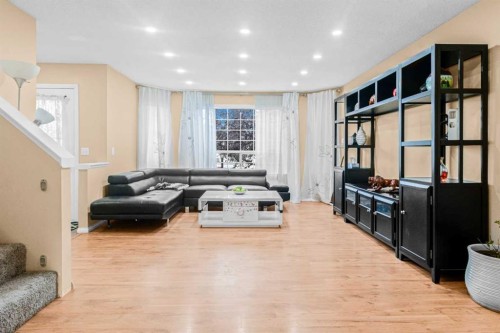 265 Fresno Place Ne, Calgary, AB - Indoor