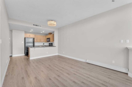 1205-55 Spruce Place Sw, Calgary, AB - Indoor Photo Showing Kitchen