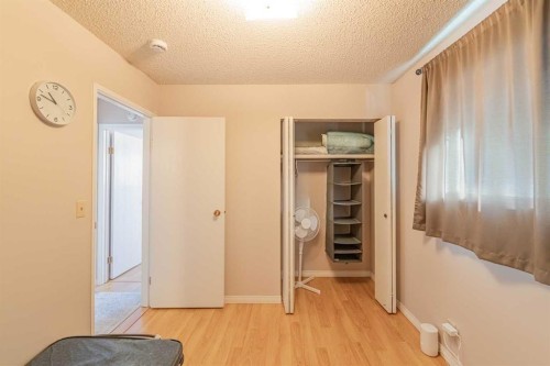 130 27 Avenue Nw, Calgary, AB - Indoor
