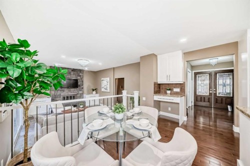36 Varsity Estates Court Nw, Calgary, AB - Indoor Photo Showing Dining Room