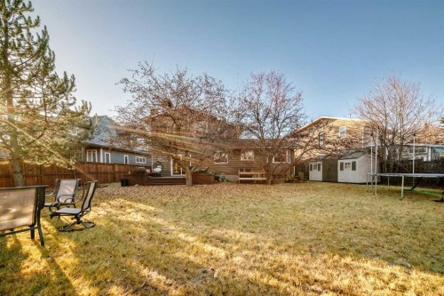 36 Varsity Estates Court Nw, Calgary, AB - Outdoor