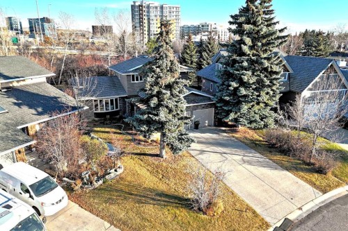 36 Varsity Estates Court Nw, Calgary, AB - Outdoor