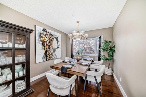36 Varsity Estates Court Nw, Calgary, AB - Indoor Photo Showing Dining Room