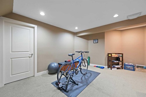 41 Strathridge Crescent Sw, Calgary, AB - Indoor