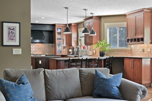 41 Strathridge Crescent Sw, Calgary, AB - Indoor