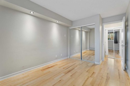 404-728 3 Avenue Nw, Calgary, AB - Indoor Photo Showing Other Room