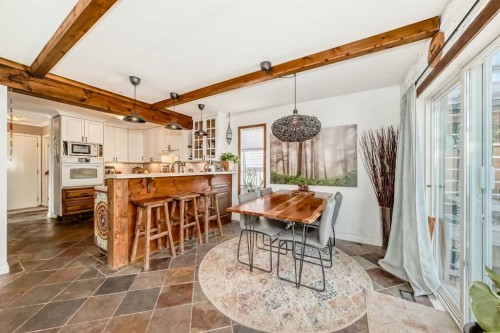 99 Covewood Park Ne, Calgary, AB - Indoor Photo Showing Other Room