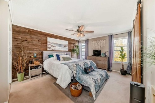 99 Covewood Park Ne, Calgary, AB - Indoor Photo Showing Bedroom