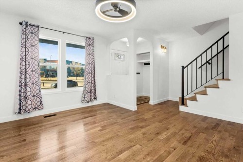 73 Sunvale Crescent Se, Calgary, AB - Indoor Photo Showing Other Room