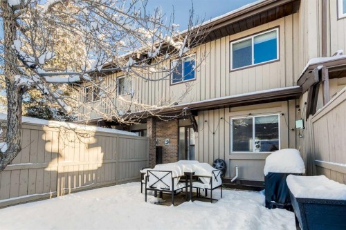 38-1055 72 Avenue Nw, Calgary, AB - Outdoor