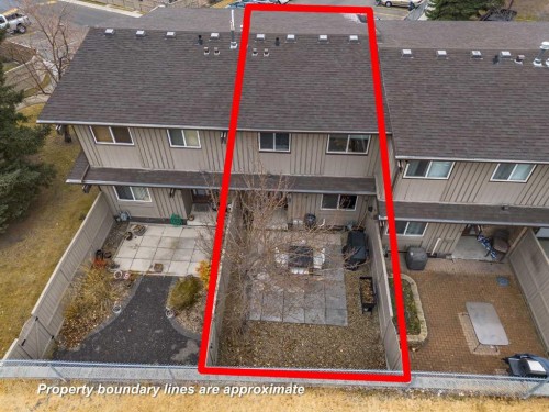 38-1055 72 Avenue Nw, Calgary, AB - Outdoor