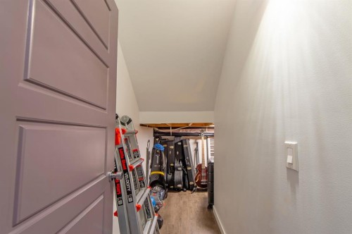 214 Aspenmere Green, Chestermere, AB - Indoor