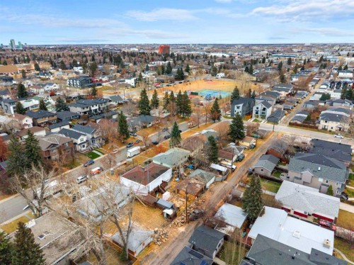 727 53Rd Avenue Sw, Calgary, AB - Outdoor With View