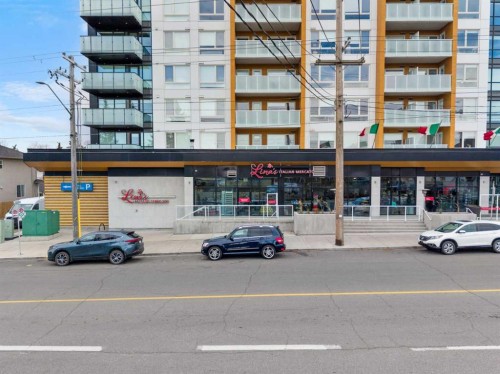 727 53Rd Avenue Sw, Calgary, AB - Outdoor