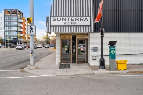 727 53Rd Avenue Sw, Calgary, AB - Outdoor