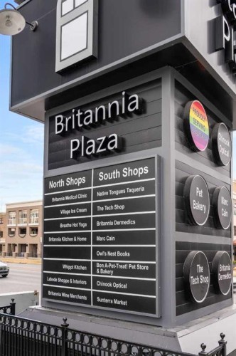 727 53 Avenue Sw, Calgary, AB - Outdoor