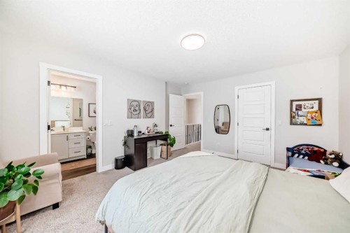 231 Legacy Glen Way Se, Calgary, AB - Indoor Photo Showing Bedroom