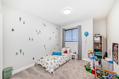 231 Legacy Glen Way Se, Calgary, AB - Indoor Photo Showing Bedroom