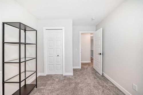 231 Legacy Glen Way Se, Calgary, AB - Indoor Photo Showing Other Room