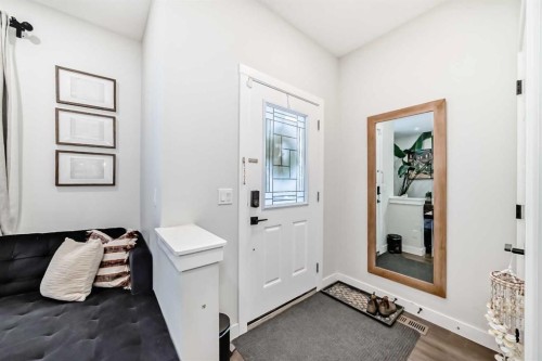 231 Legacy Glen Way Se, Calgary, AB - Indoor Photo Showing Other Room