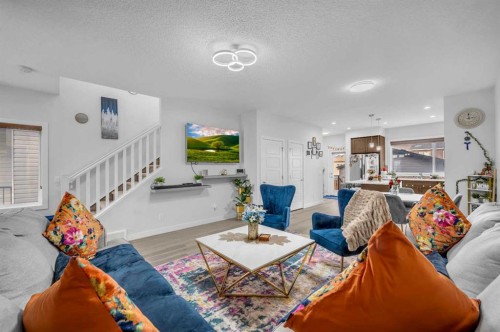 208 Cornergate Row Ne, Calgary, AB - Indoor Photo Showing Living Room