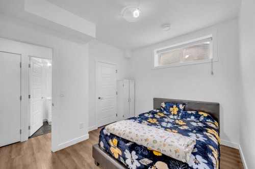 208 Cornergate Row Ne, Calgary, AB - Indoor Photo Showing Bedroom
