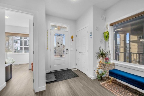 208 Cornergate Row Ne, Calgary, AB - Indoor Photo Showing Other Room