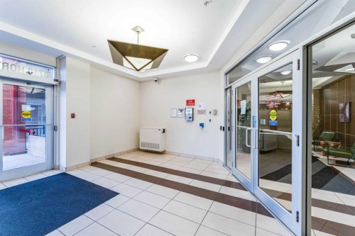 109-8710 Horton Road Sw, Calgary, AB - Indoor Photo Showing Other Room