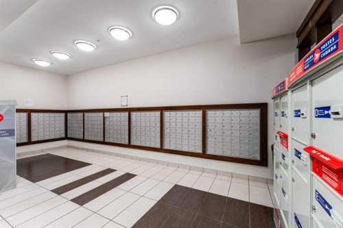 109-8710 Horton Road Sw, Calgary, AB - Indoor Photo Showing Other Room