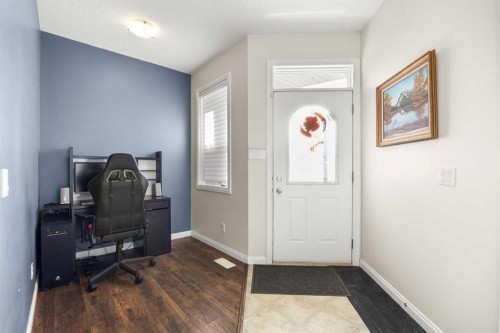 156 Royal Manor Nw, Calgary, AB - Indoor