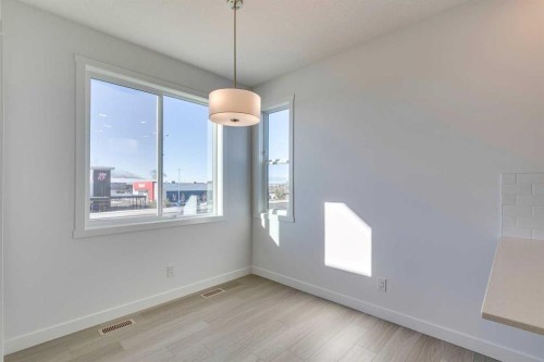 450-65 Belvedere Point Se, Calgary, AB - Indoor Photo Showing Other Room