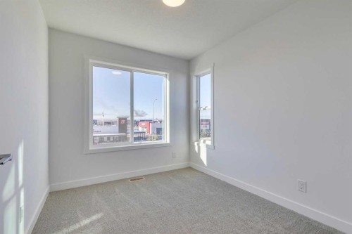 450-65 Belvedere Point Se, Calgary, AB - Indoor Photo Showing Other Room