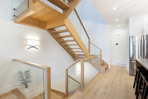 3(Nw)-617 4Th Street, Canmore, AB - Indoor Photo Showing Other Room