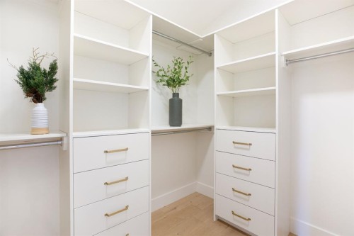 3(Nw)-617 4Th Street, Canmore, AB - Indoor With Storage