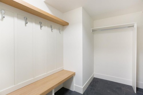 3(Nw)-617 4Th Street, Canmore, AB - Indoor Photo Showing Other Room