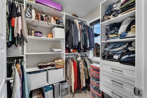 26 Corner Meadows Common Ne, Calgary, AB - Indoor With Storage