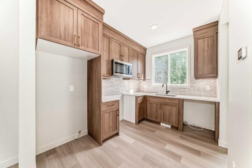 5406 6 Street Sw, Calgary, AB - Indoor Photo Showing Kitchen