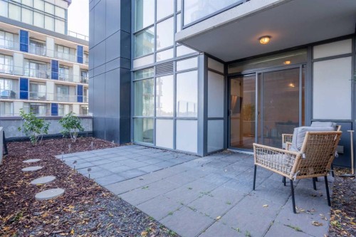 303-550 Riverfront Avenue Se, Calgary, AB - Outdoor