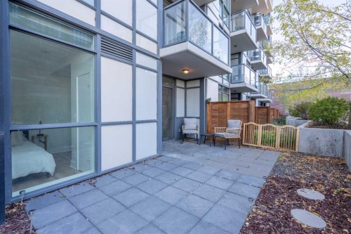 303-550 Riverfront Avenue Se, Calgary, AB - Outdoor With Exterior